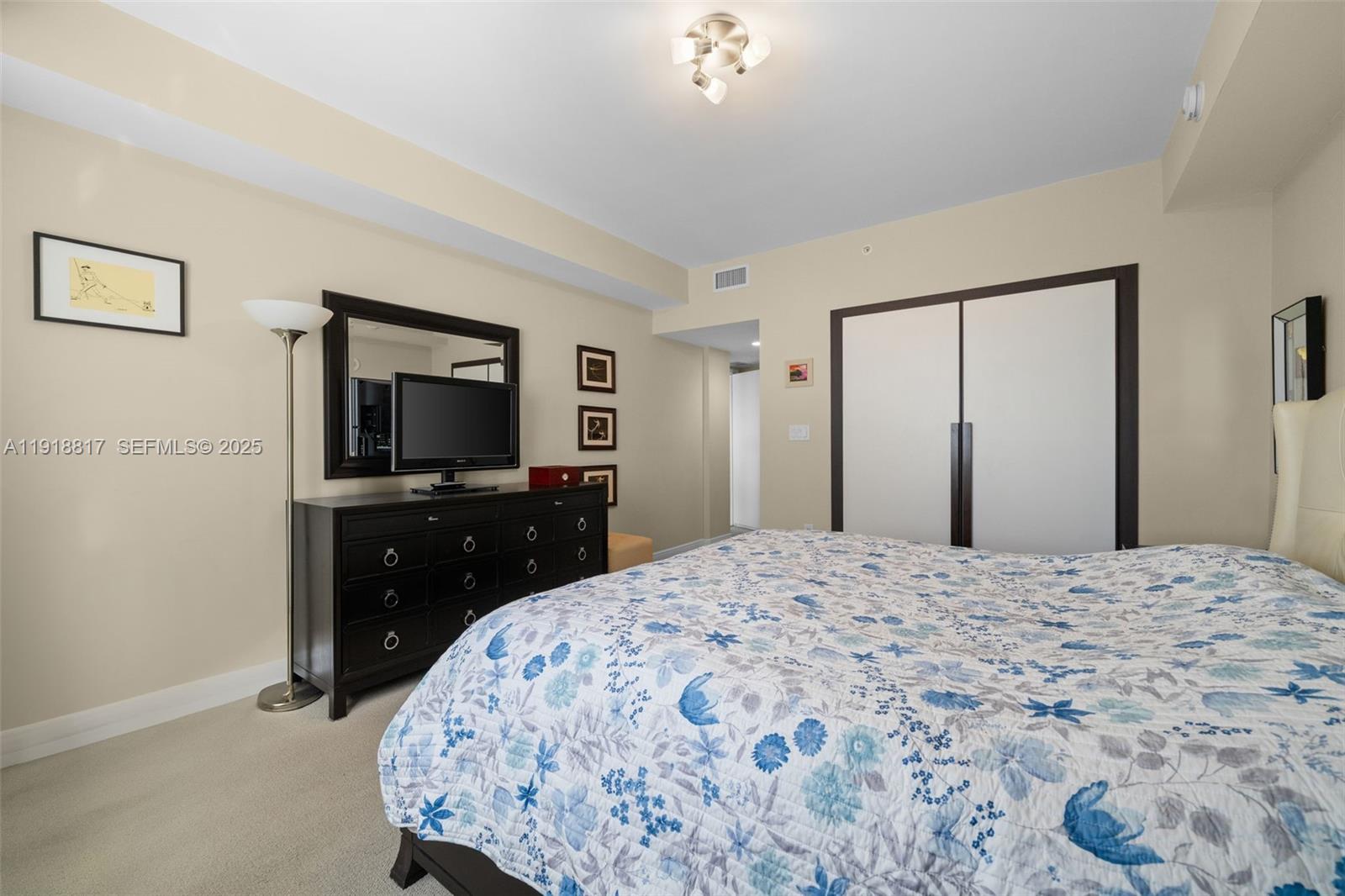 Photo of 20000 Country Club Dr  #1002, Aventura, Florida, 33180 - 