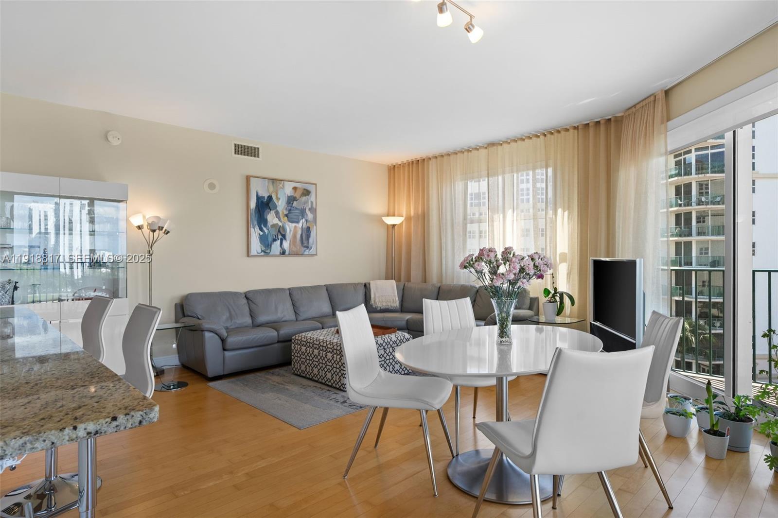 Photo of 20000 Country Club Dr  #1002, Aventura, Florida, 33180 - 