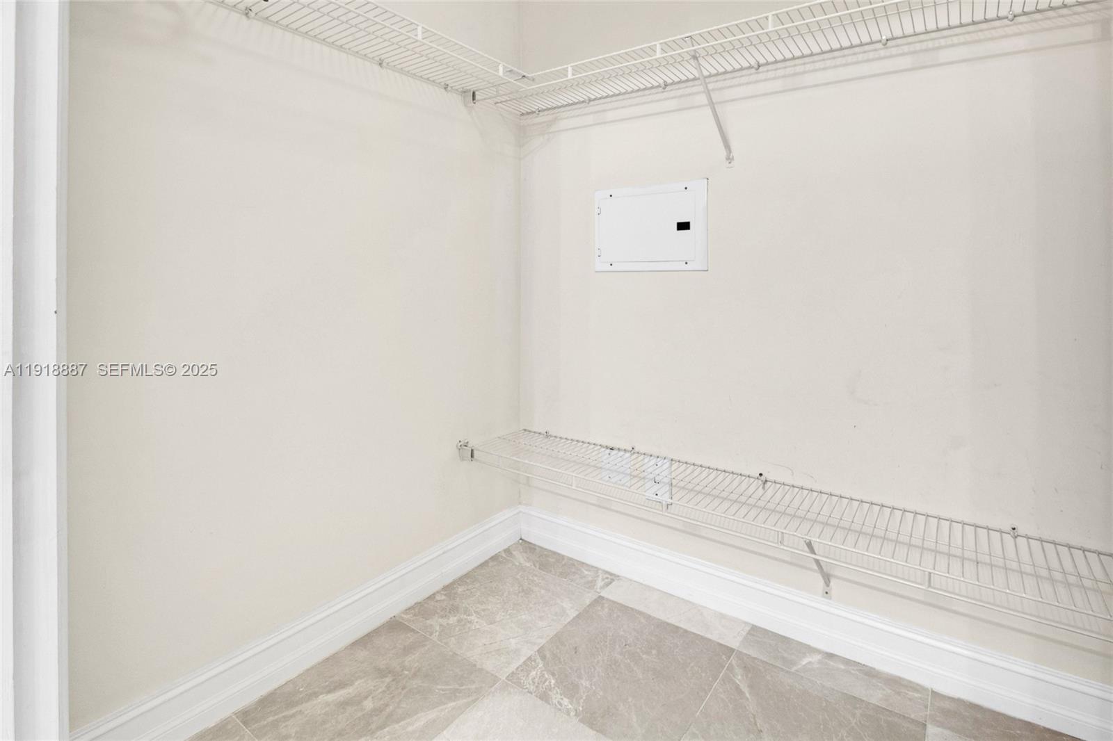 Photo of 1945 Ocean Dr  #1410, Hallandale Beach, Florida, 33009 - 