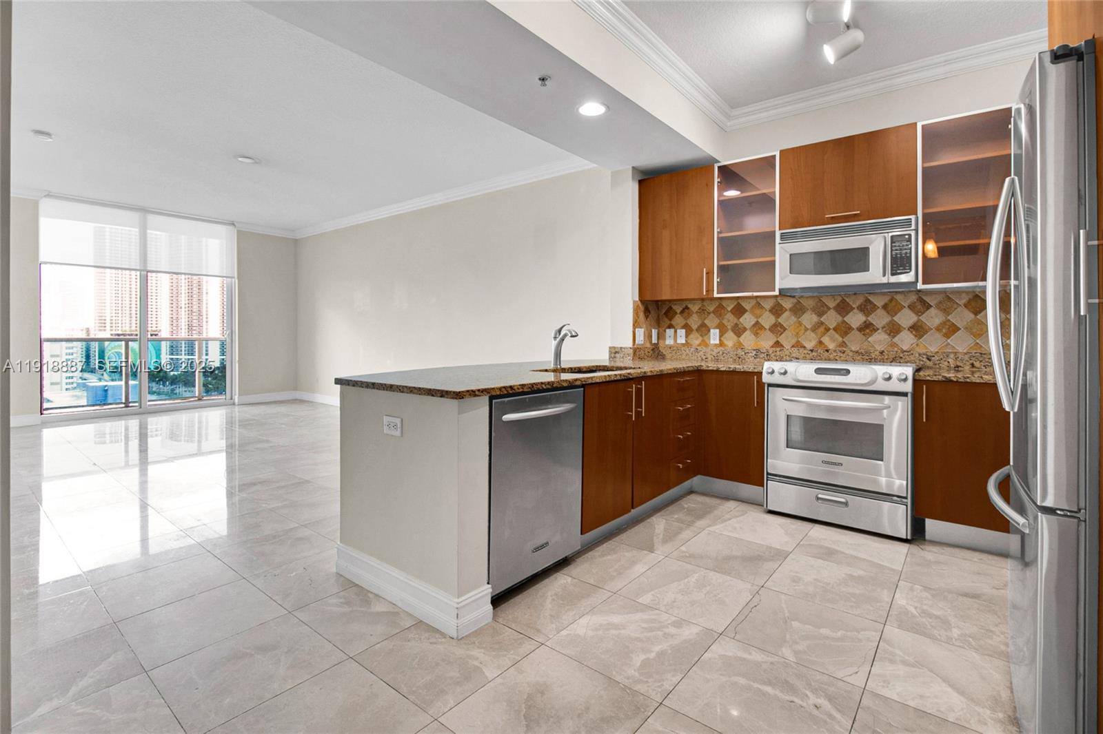 Photo of 1945 Ocean Dr  #1410, Hallandale Beach, Florida, 33009 - 