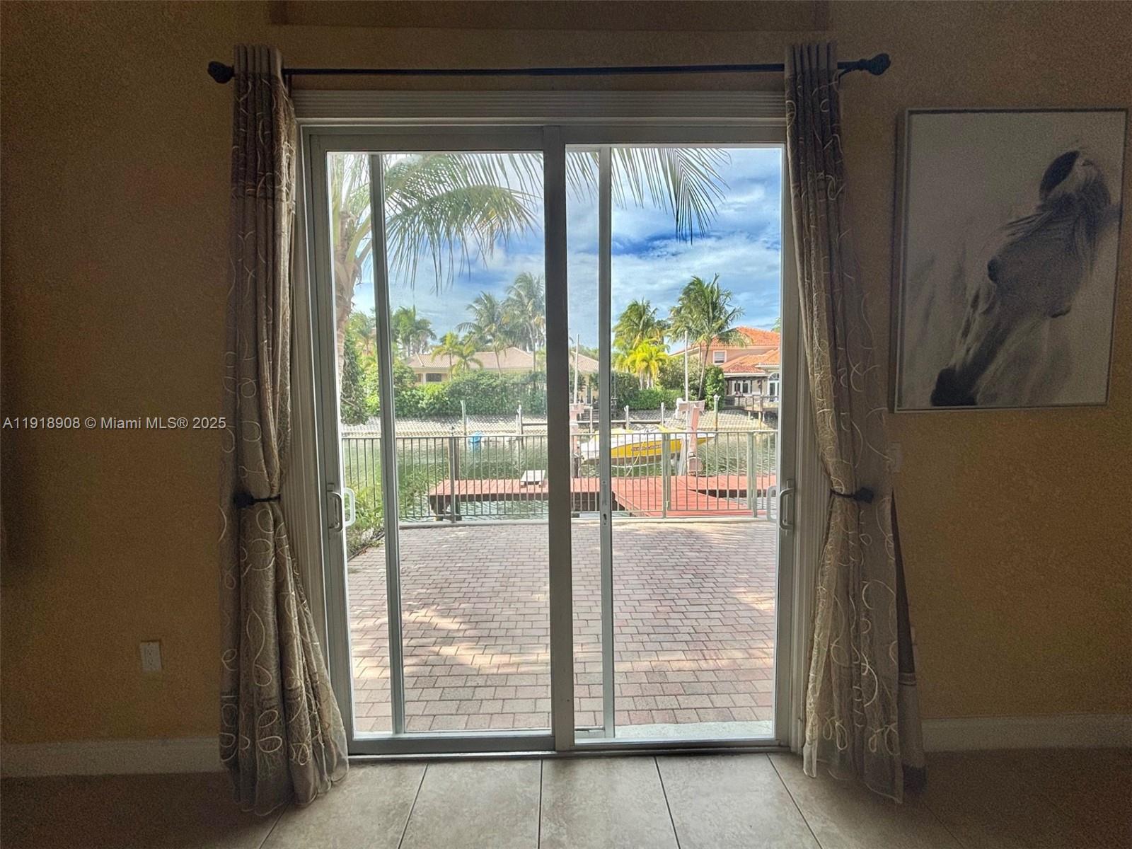 Photo of 1141 Waterside Ln  (1141), Hollywood, Florida, 33019 - 