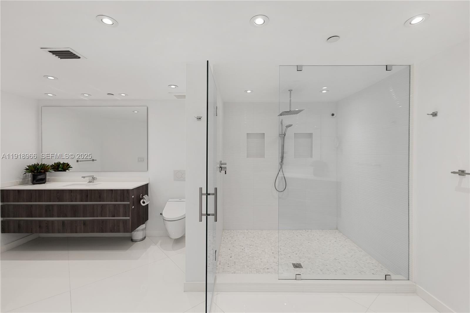 Photo of 19955 38th Ct  #2205, Aventura, Florida, 33180 - 