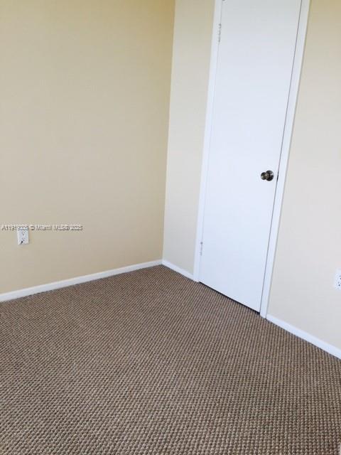 Ver detalles 20A 1 / 2 870 sq. ft. $ 2025-11-24 0 foto