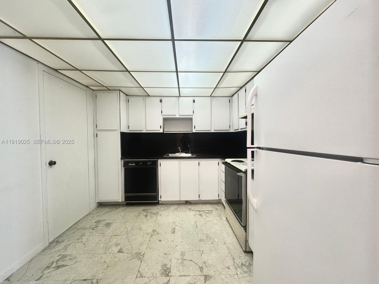 Photo of 3800 Ocean Dr  #306, Hollywood, Florida, 33019 - 