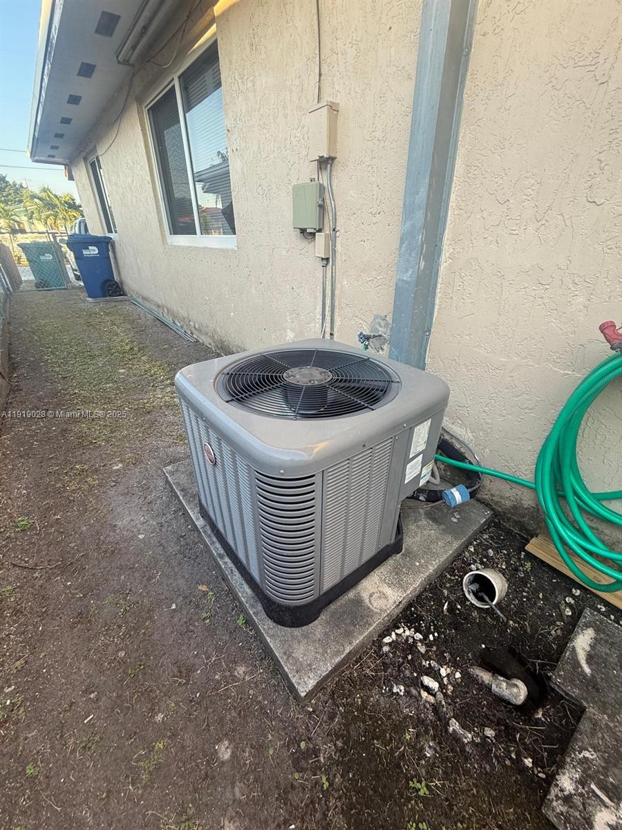 See details / 1794 sq. ft. $ 2025-11-24 0 Photo