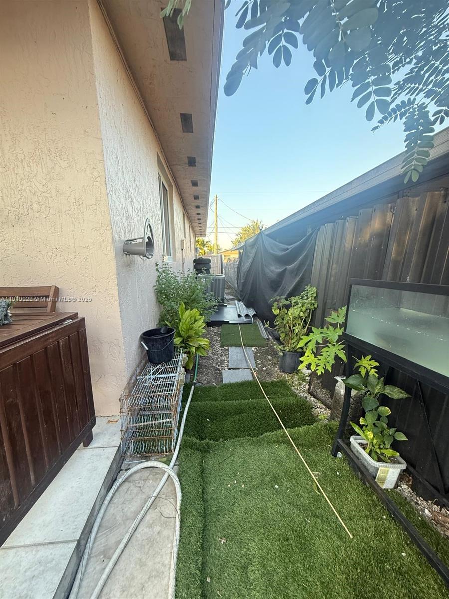 See details / 1794 sq. ft. $ 2025-11-24 0 Photo