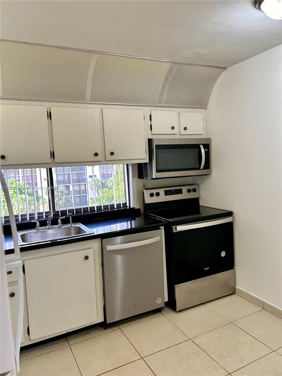 Photo of 16919 Bay Rd  #509, Sunny Isles Beach, Florida, 33160 - 