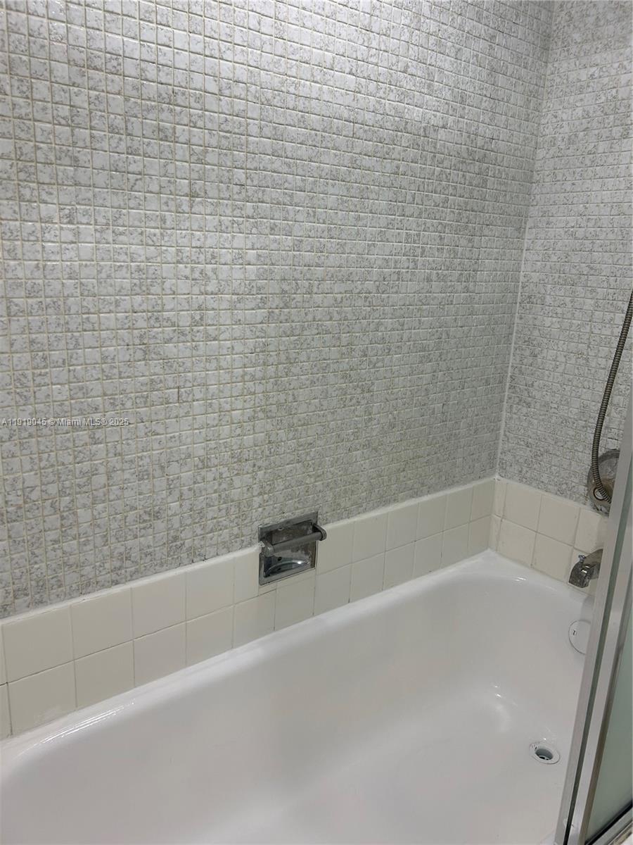 Photo of 16919 Bay Rd  #509, Sunny Isles Beach, Florida, 33160 - 