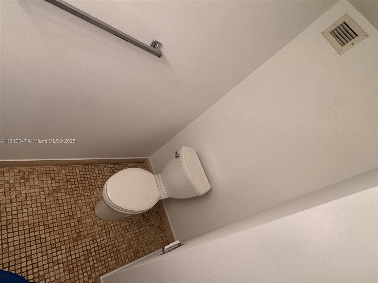 Photo of 2500 Parkview Dr  #1109, Hallandale Beach, Florida, 33009 - 