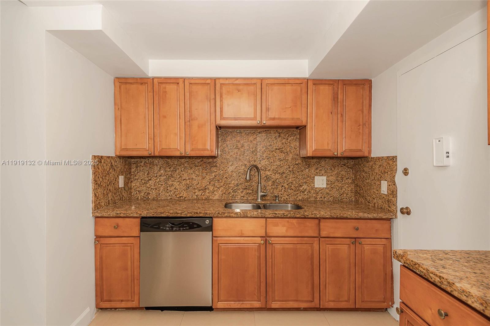 Photo of 3505 Ocean Dr #1411, Hollywood, Florida, 33019 -