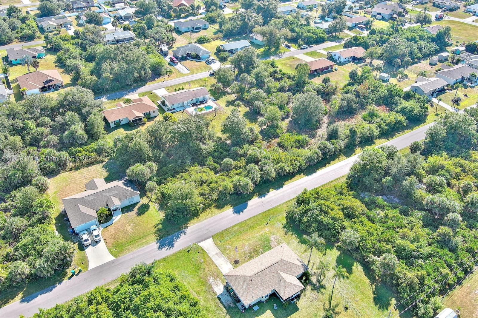 See details / sq. ft. $ 2025-11-24 0 Photo