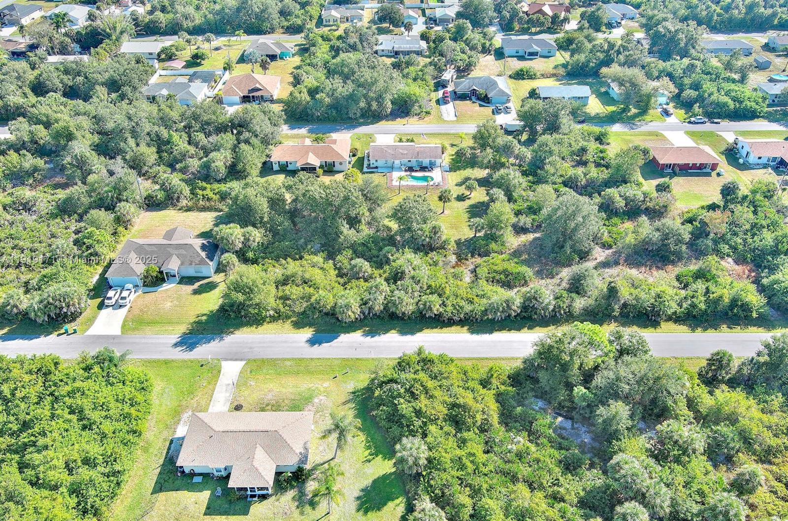 See details / sq. ft. $ 2025-11-24 0 Photo
