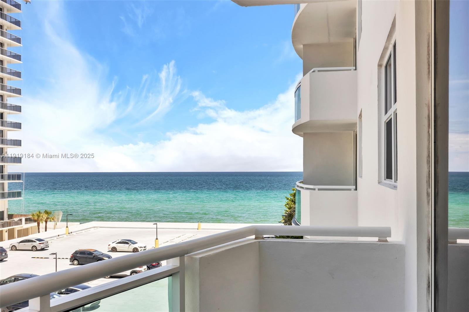 Photo of 3001 Ocean Dr  #403, Hollywood, Florida, 33019 - 