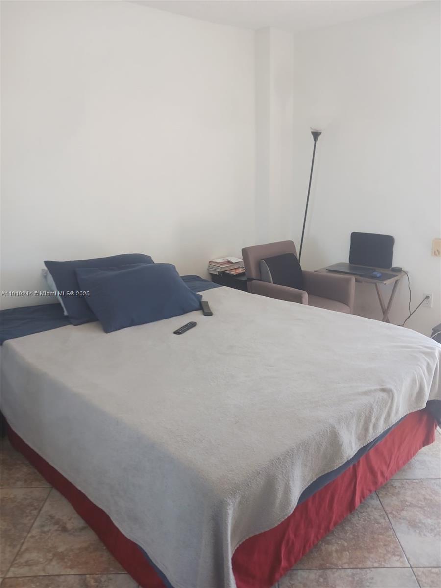 Photo of 3701 Country Club Dr  #706, Aventura, Florida, 33180 - 