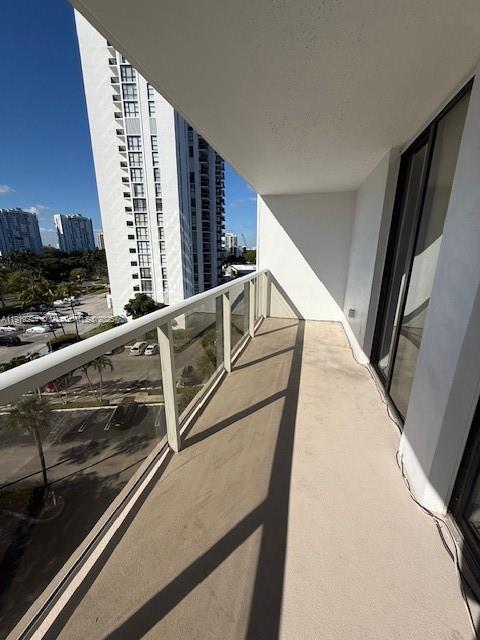 Photo of 3701 Country Club Dr  #706, Aventura, Florida, 33180 - 