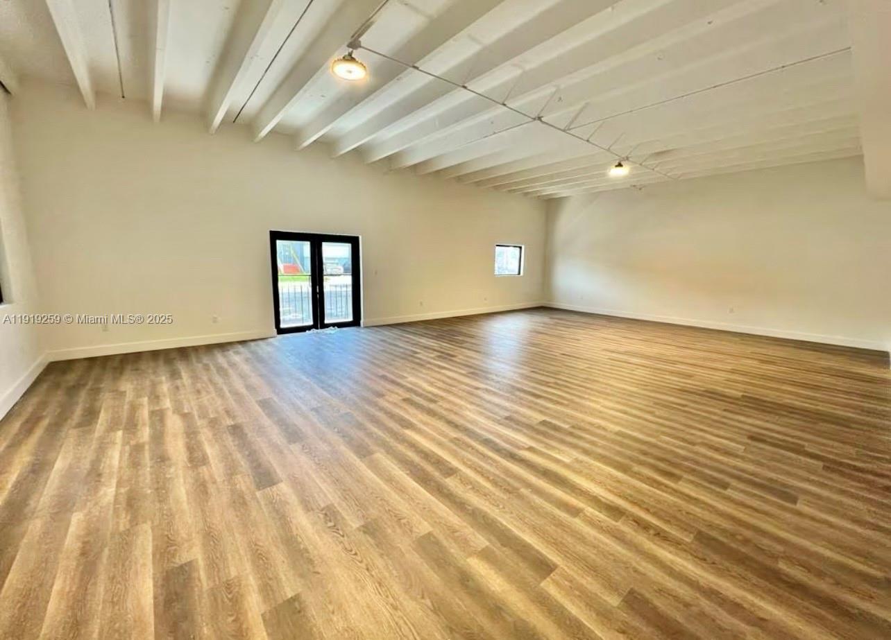 Ver detalles / sq. ft. $ 2025-11-24 0 foto