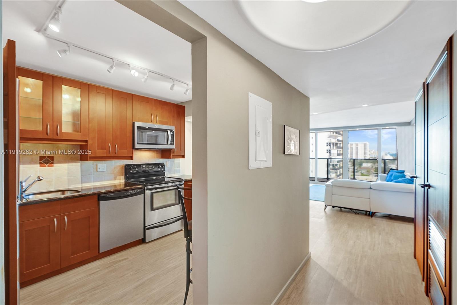 Photo of 2301 Ocean Dr #1204, Hollywood, Florida, 33019 -