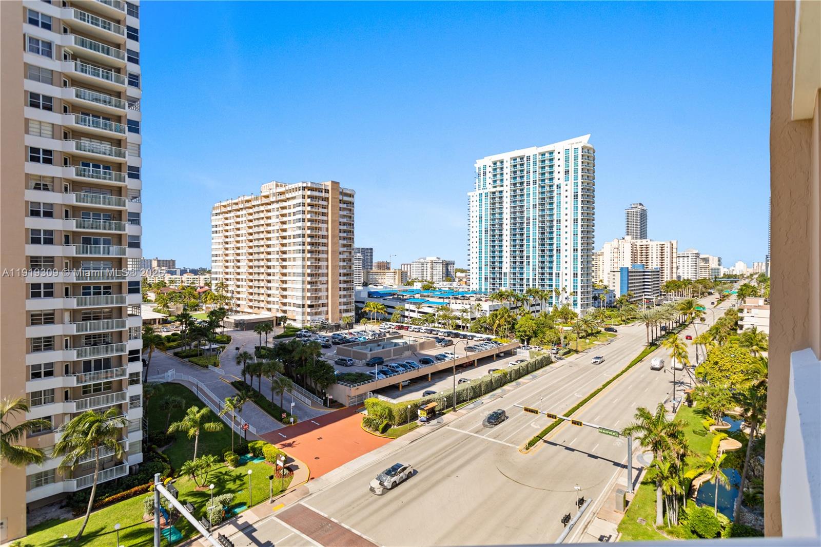 8Q 3 / 3 1740 sq. ft. $ 2025-11-24 0 Photo