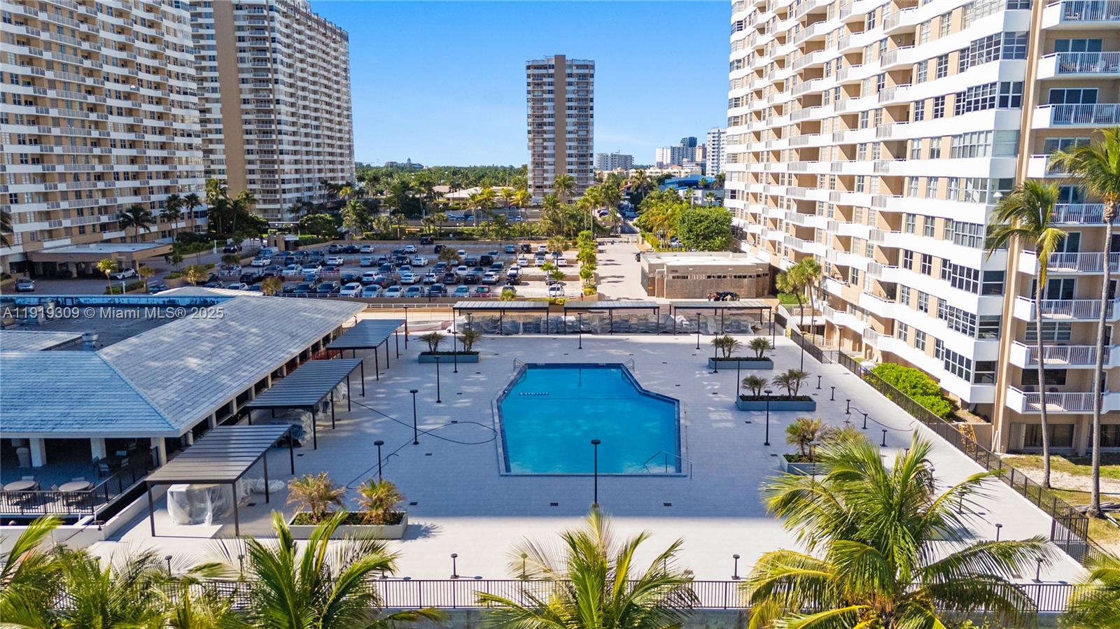 8Q 3 / 3 1740 sq. ft. $ 2025-11-24 0 Photo