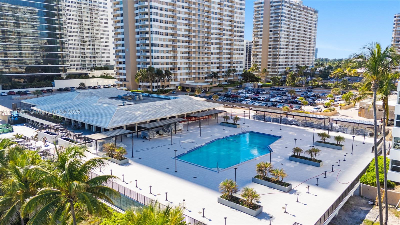 8Q 3 / 3 1740 sq. ft. $ 2025-11-24 0 Photo