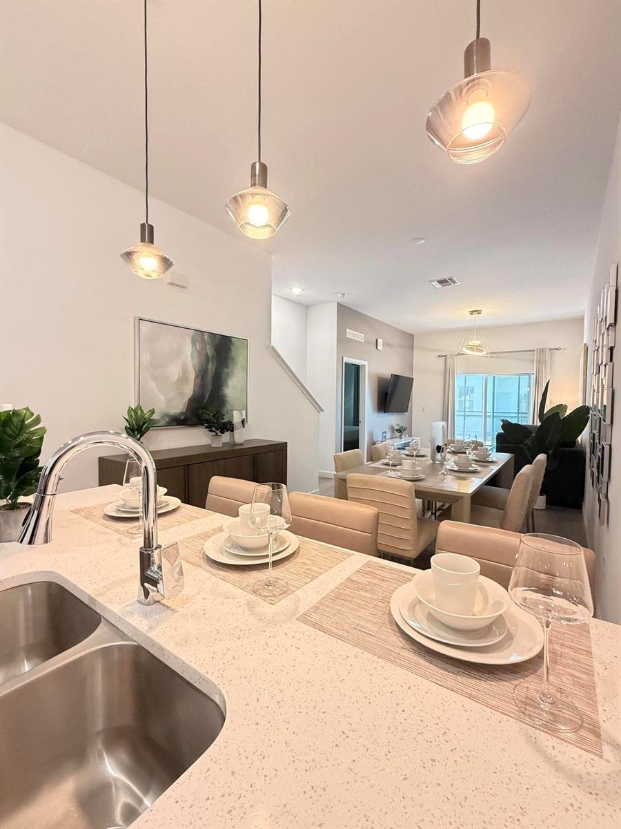   / 16 1671 sq. ft. $ 2026-03-03 0 foto