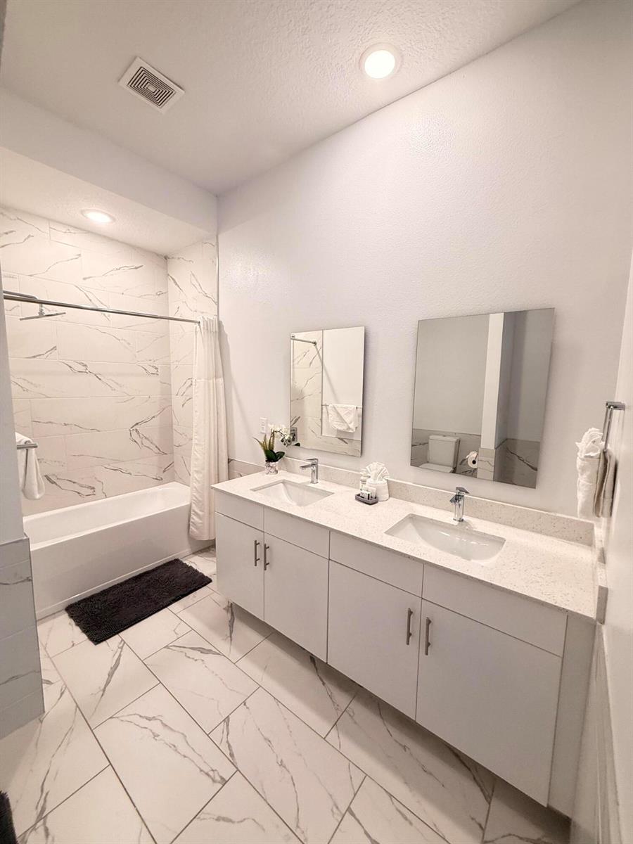  / 16 1671 sq. ft. $ 2026-03-03 0 foto