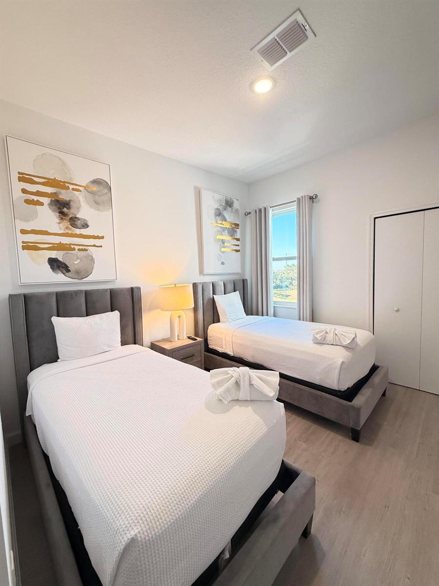   / 16 1671 sq. ft. $ 2026-03-03 0 foto