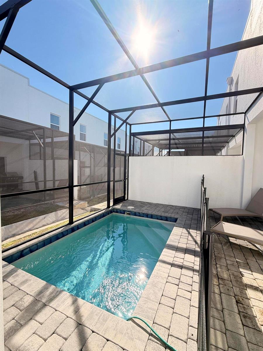   / 16 1671 sq. ft. $ 2026-03-03 0 foto