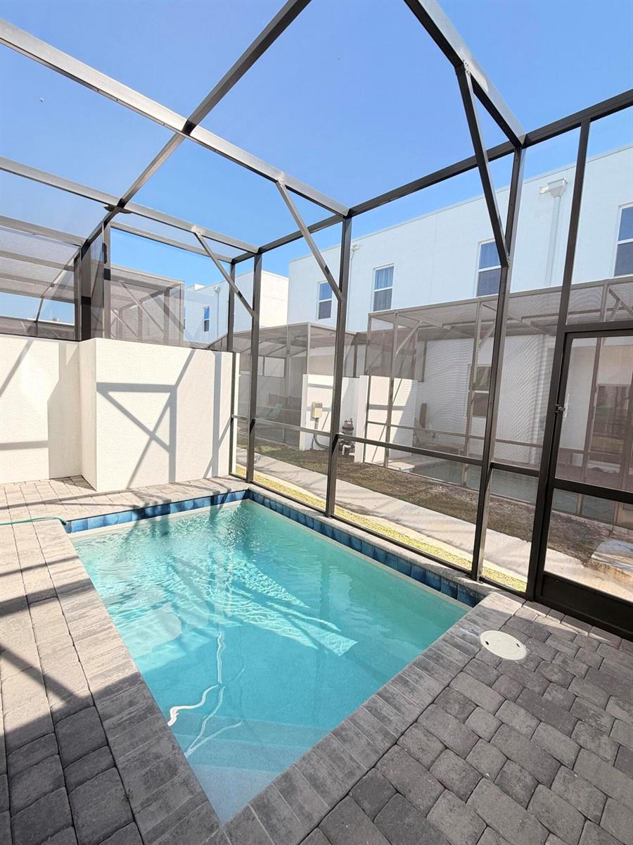   / 16 1671 sq. ft. $ 2026-03-03 0 foto