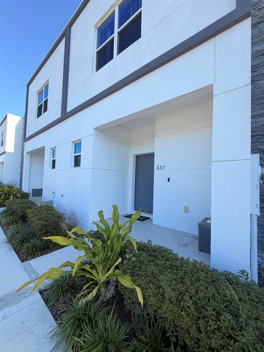  / 16 1671 sq. ft. $ 2026-03-03 0 foto