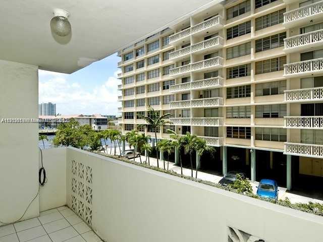 Photo of 1833 Ocean Dr  #307, Hallandale Beach, Florida, 33009 - 
