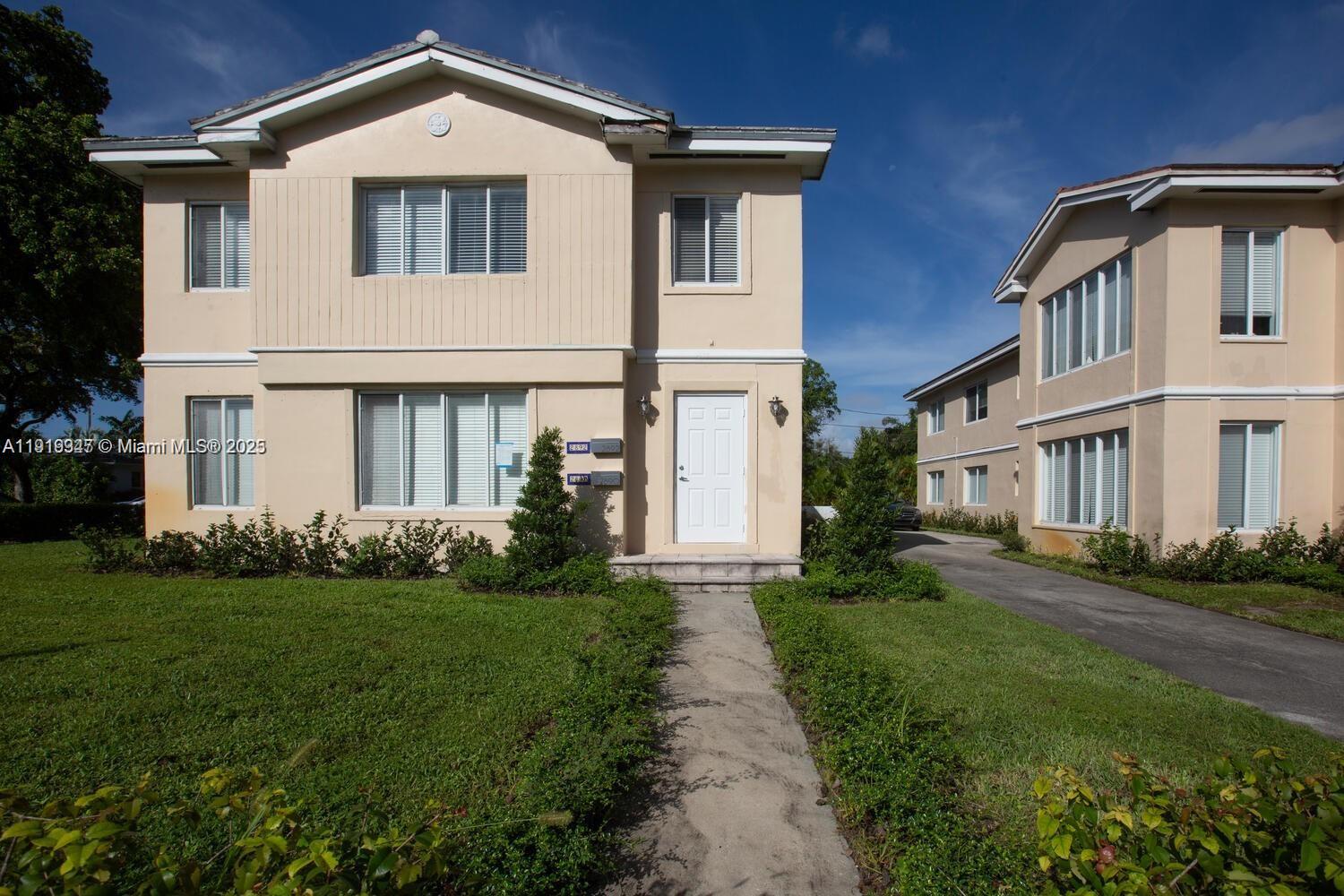 See details / 1600 sq. ft. $ 2025-11-24 0 Photo