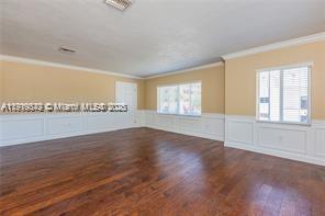 See details / 1582 sq. ft. $ 2025-11-24 0 Photo