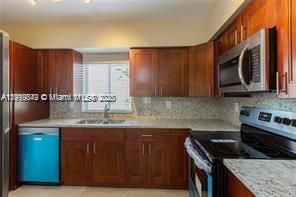 See details / 1582 sq. ft. $ 2025-11-24 0 Photo