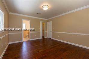 See details / 1582 sq. ft. $ 2025-11-24 0 Photo