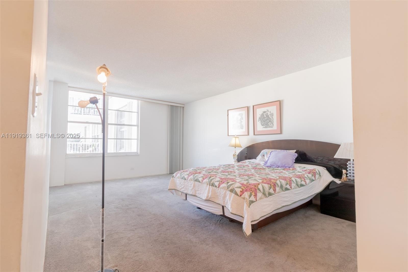 1701 2 / 2 1488 кв.футов $ 2025-11-24 0 Фото