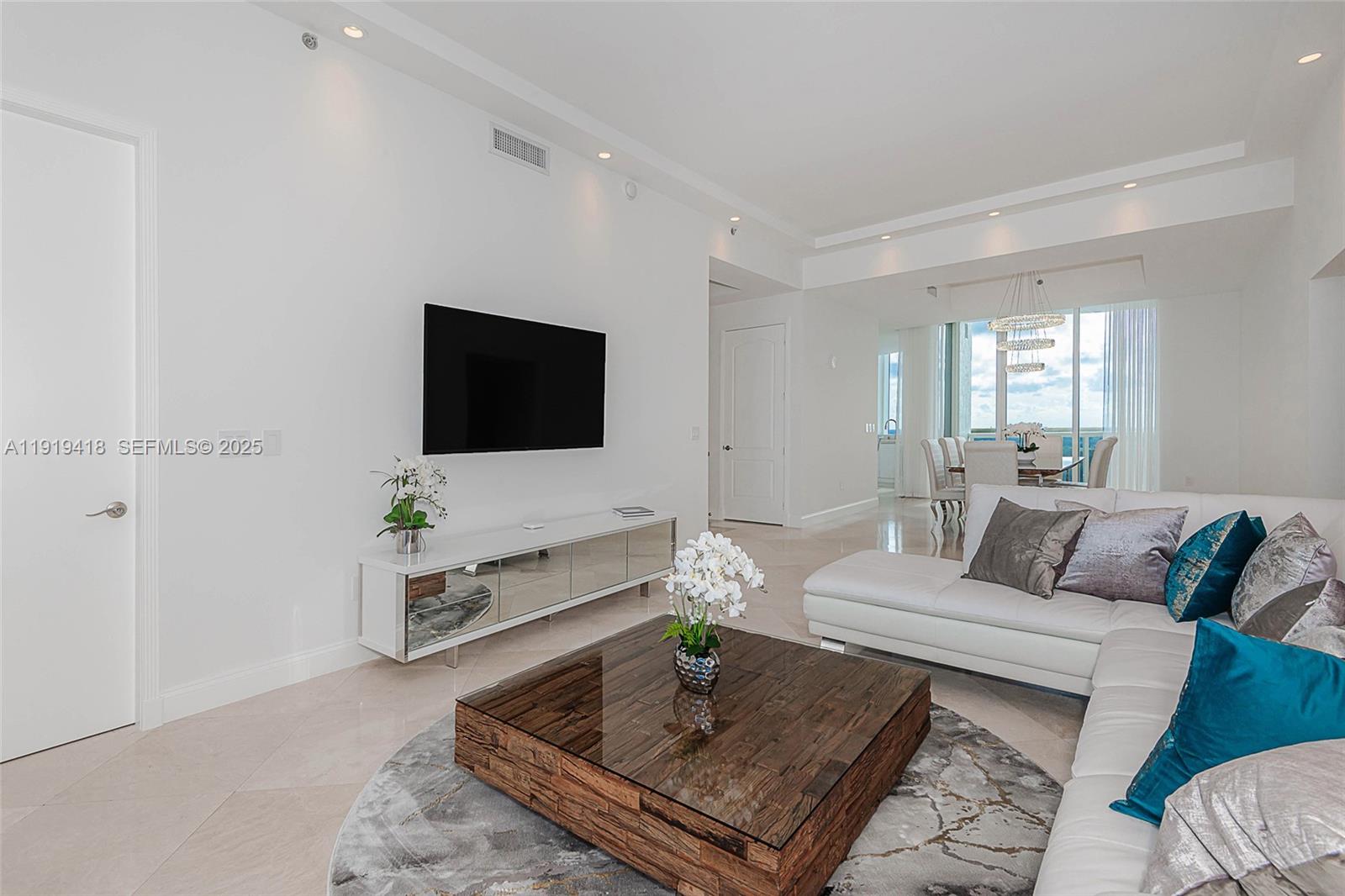 4104 3 / 4 2327 sq. ft. $ 2025-11-24 0 Photo