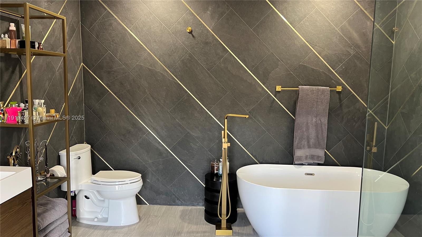 Photo of 20740 32nd Pl  (20740), Aventura, Florida, 33180 - 