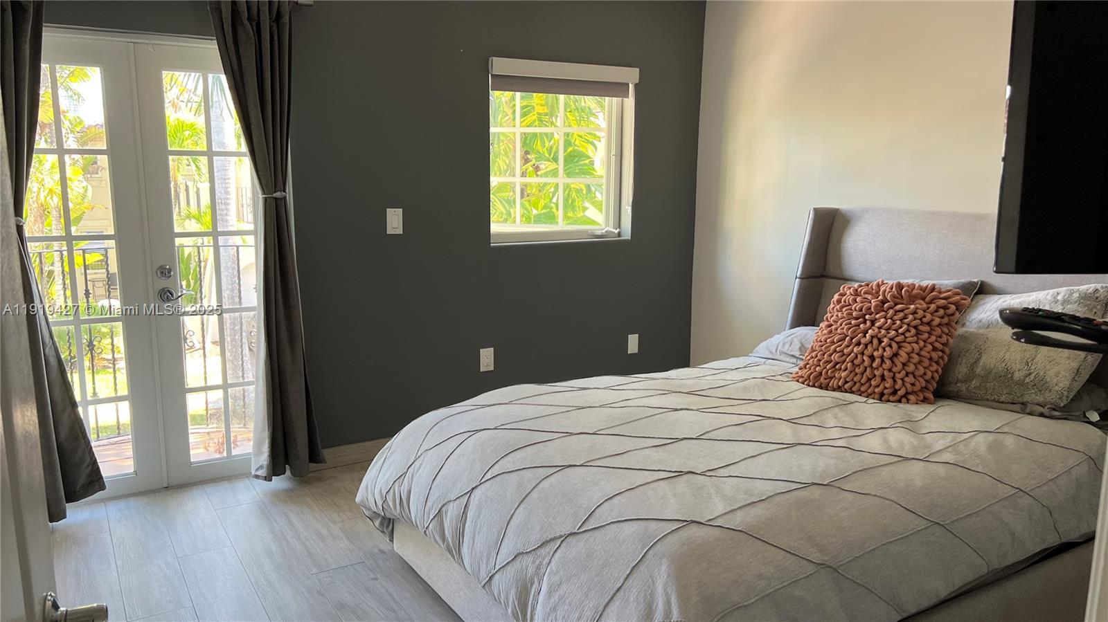 Photo of 20740 32nd Pl  (20740), Aventura, Florida, 33180 - 