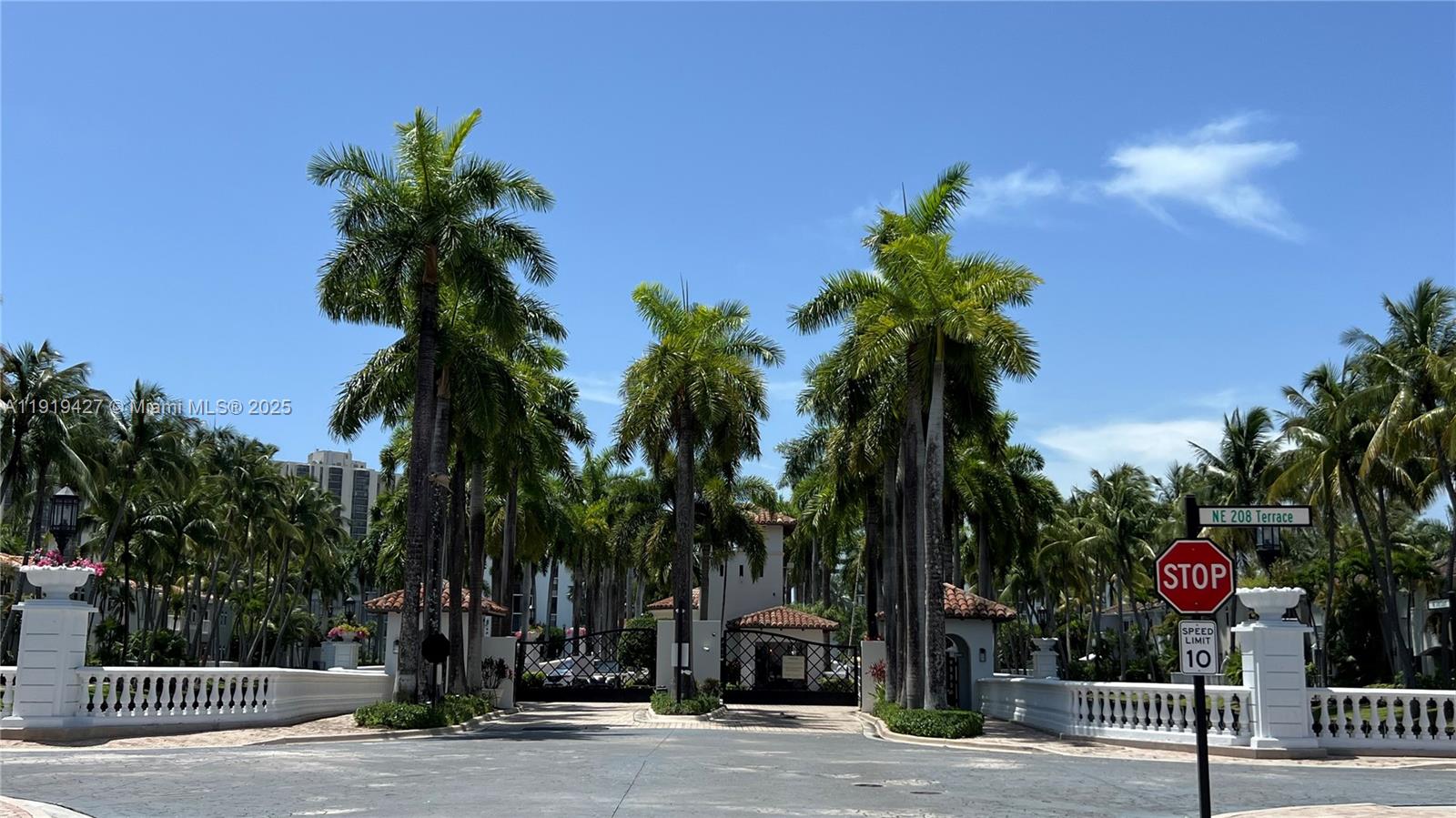 Photo of 20740 32nd Pl  (20740), Aventura, Florida, 33180 - 