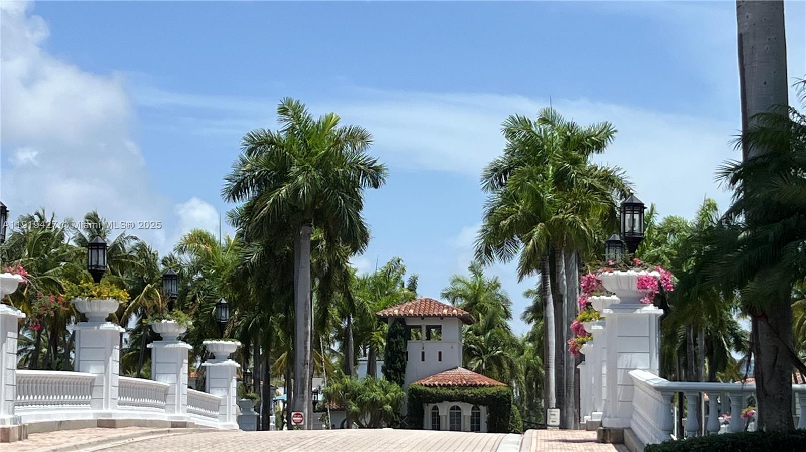 Photo of 20740 32nd Pl  (20740), Aventura, Florida, 33180 - 