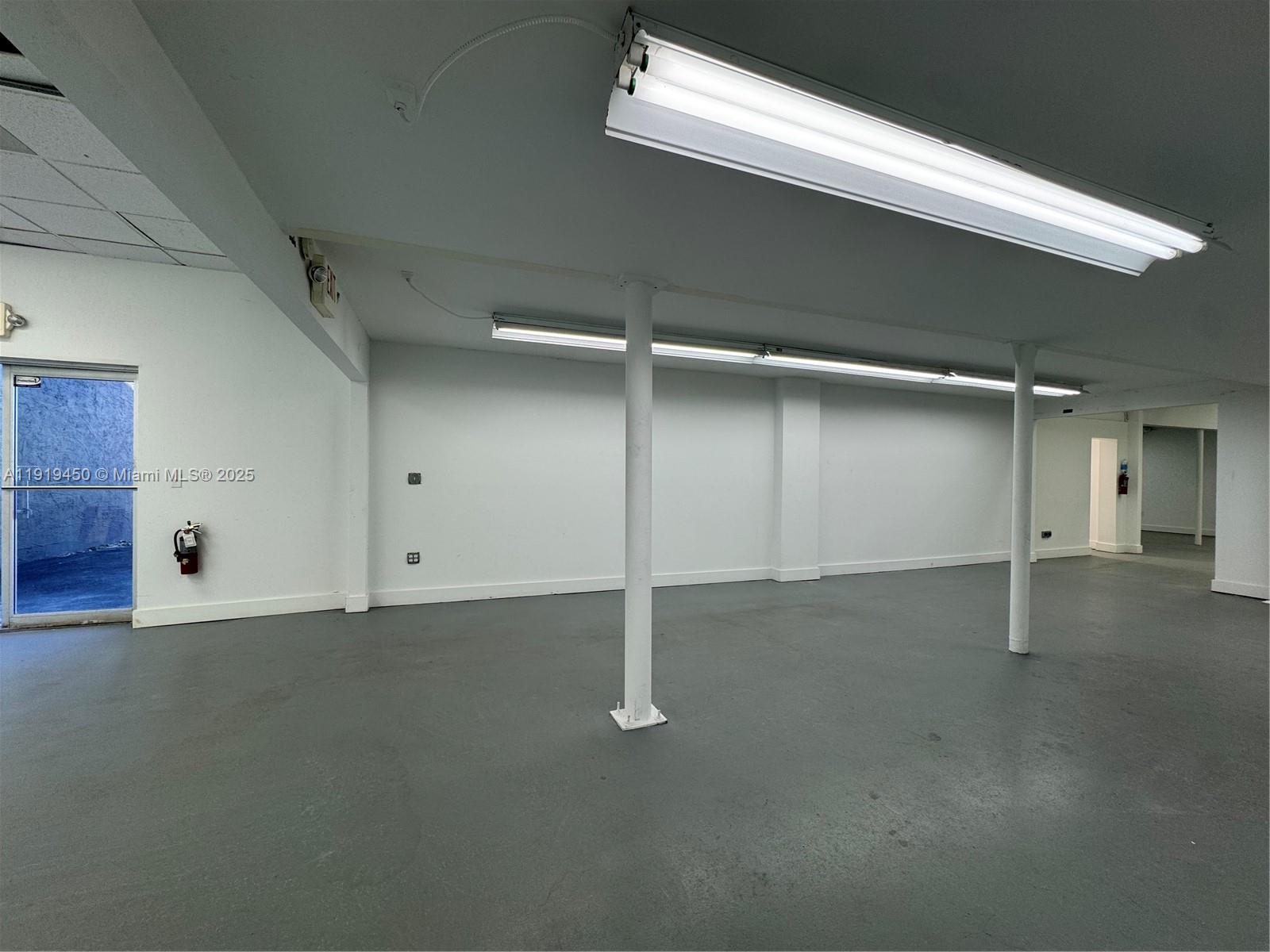 See details / sq. ft. $ 2025-11-24 0 Photo