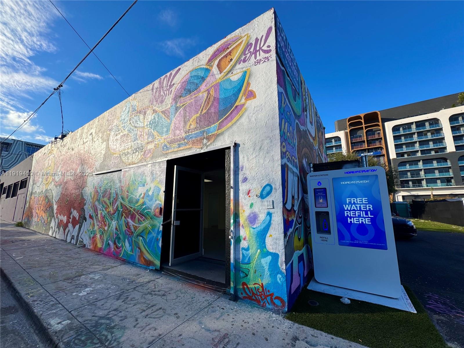 See details / sq. ft. $ 2025-11-24 0 Photo