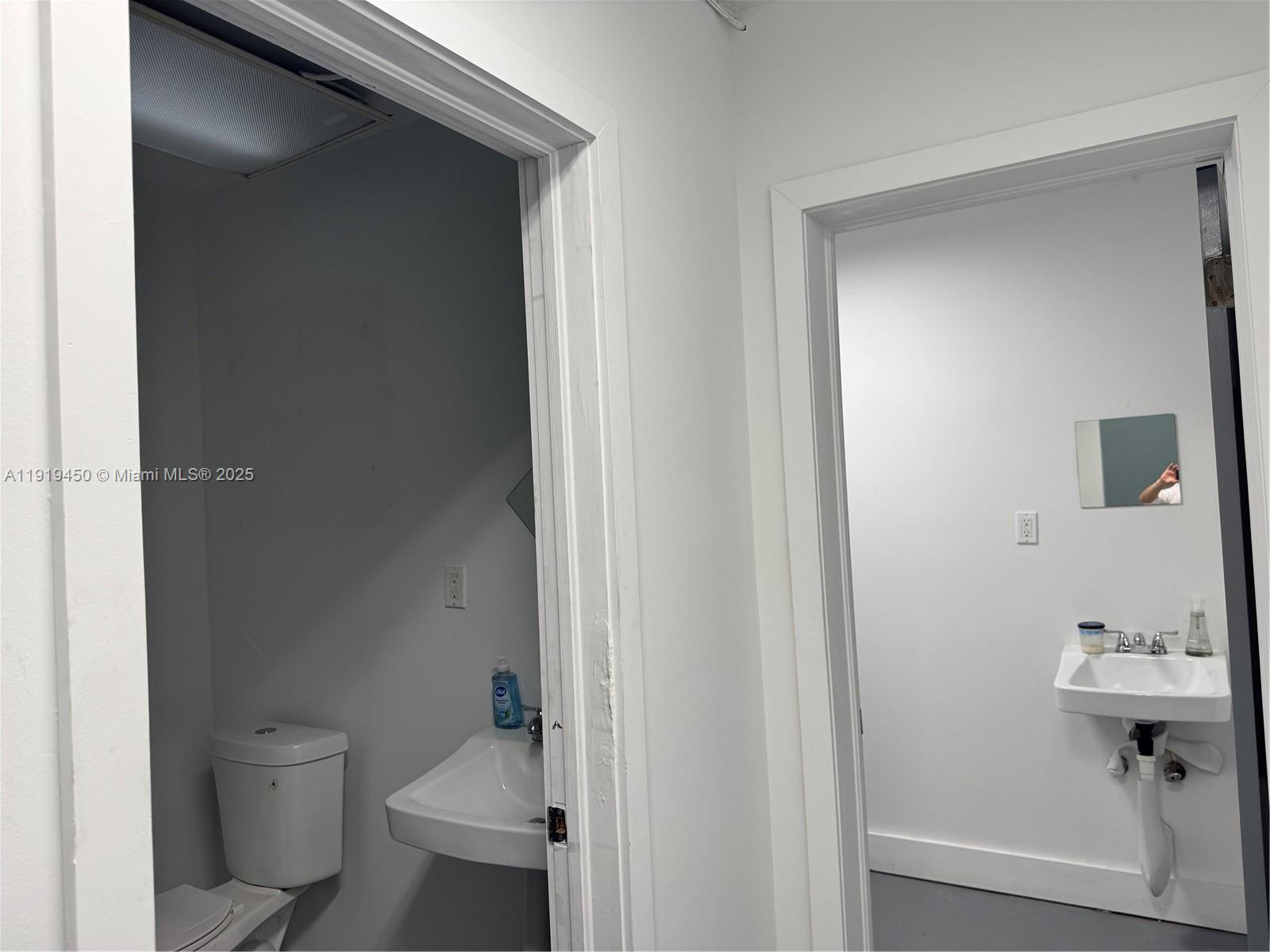 See details / sq. ft. $ 2025-11-24 0 Photo