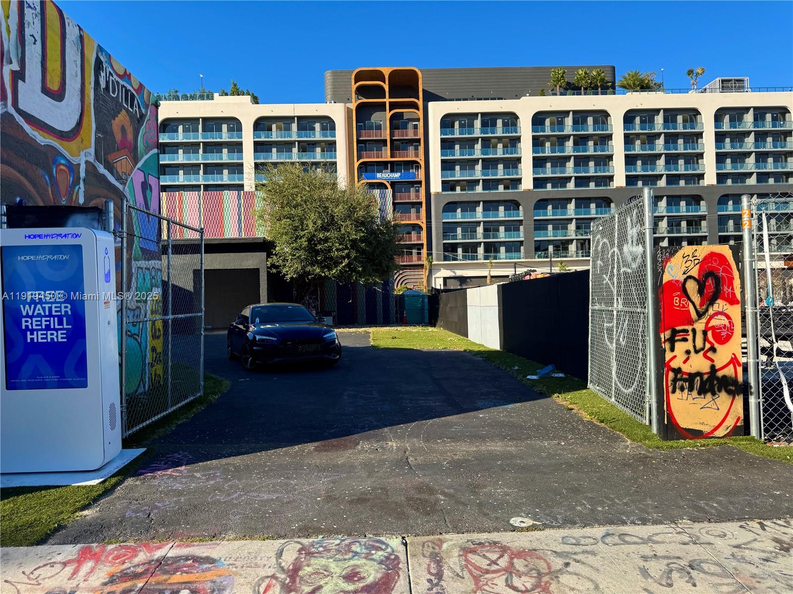 See details / sq. ft. $ 2025-11-24 0 Photo