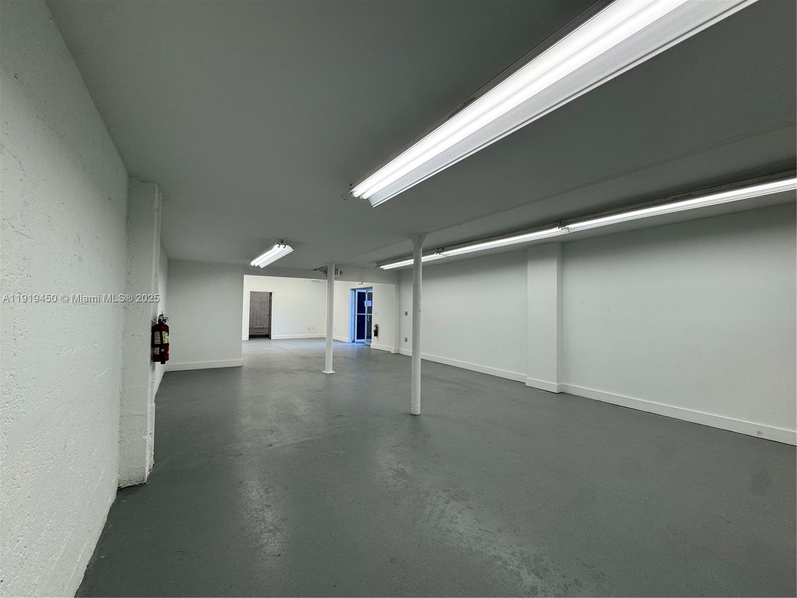 See details / sq. ft. $ 2025-11-24 0 Photo