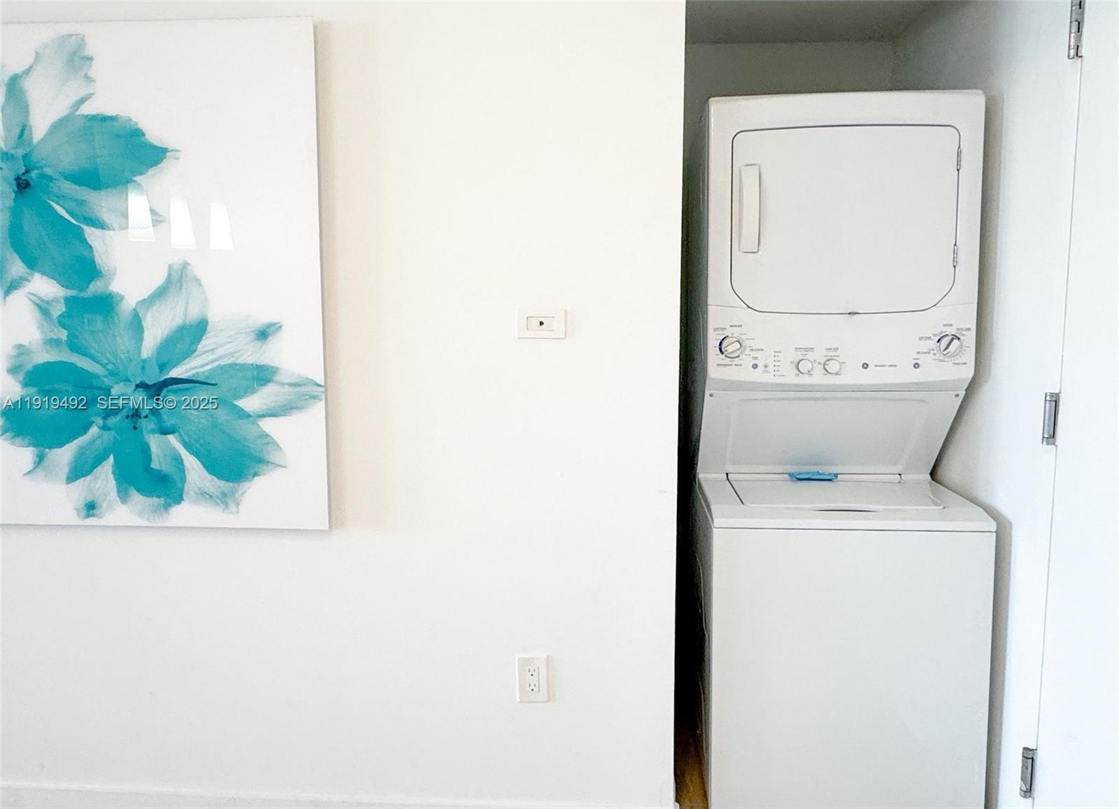 Photo of 2602 Hallandale Beach Blvd  #R1807, Hallandale Beach, Florida, 33009 - 