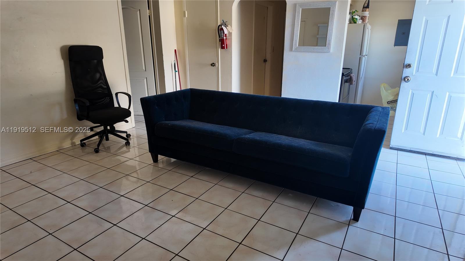 See details / sq. ft. $ 2025-11-24 0 Photo