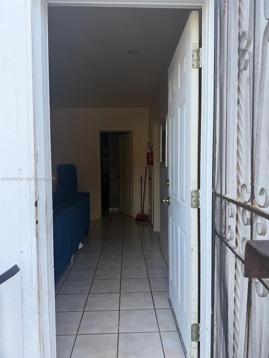 See details / sq. ft. $ 2025-11-24 0 Photo