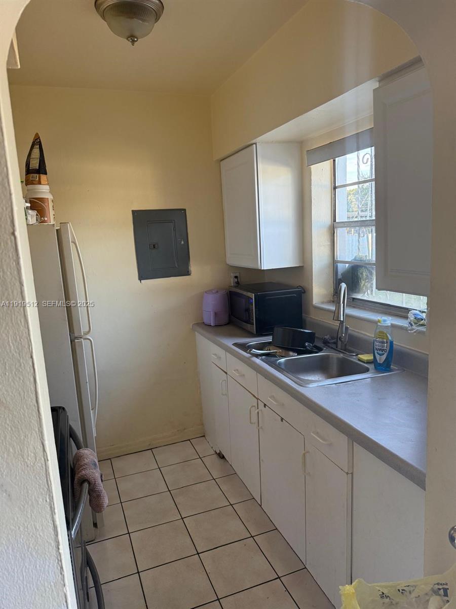 See details / sq. ft. $ 2025-11-24 0 Photo